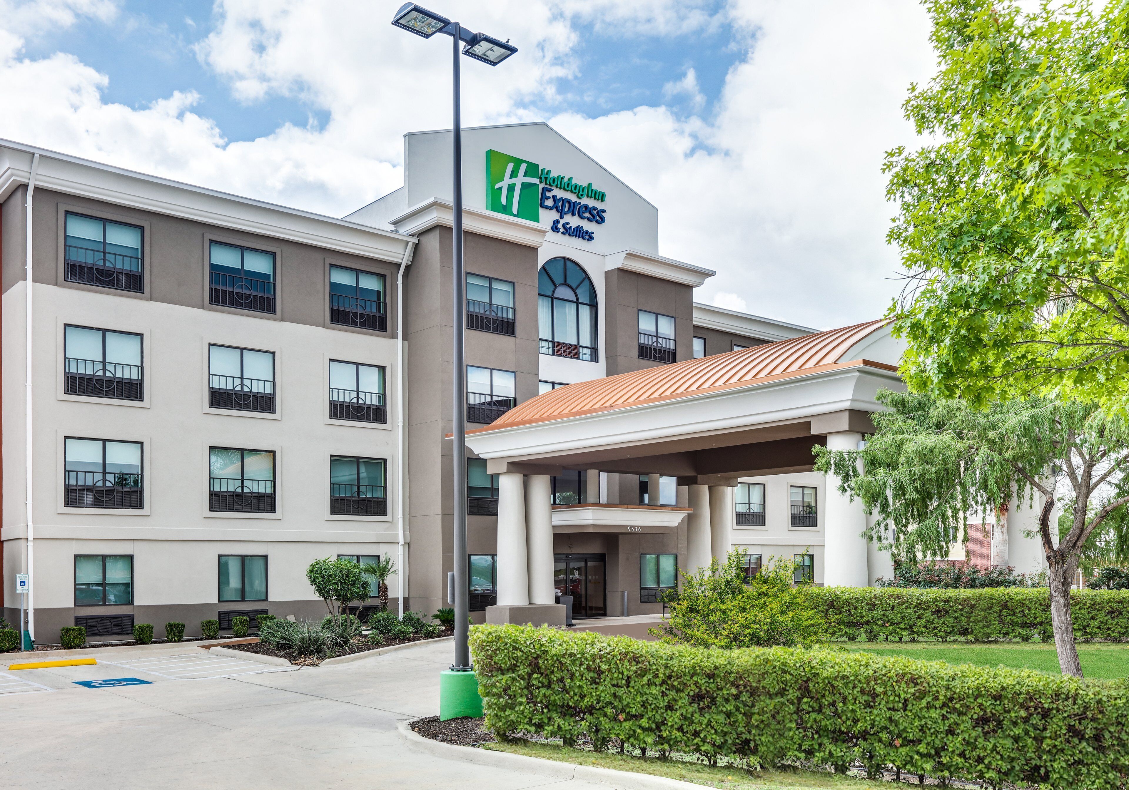 Photo - Holiday Inn Express & Suites San Antonio NW near SeaWorld by IHG