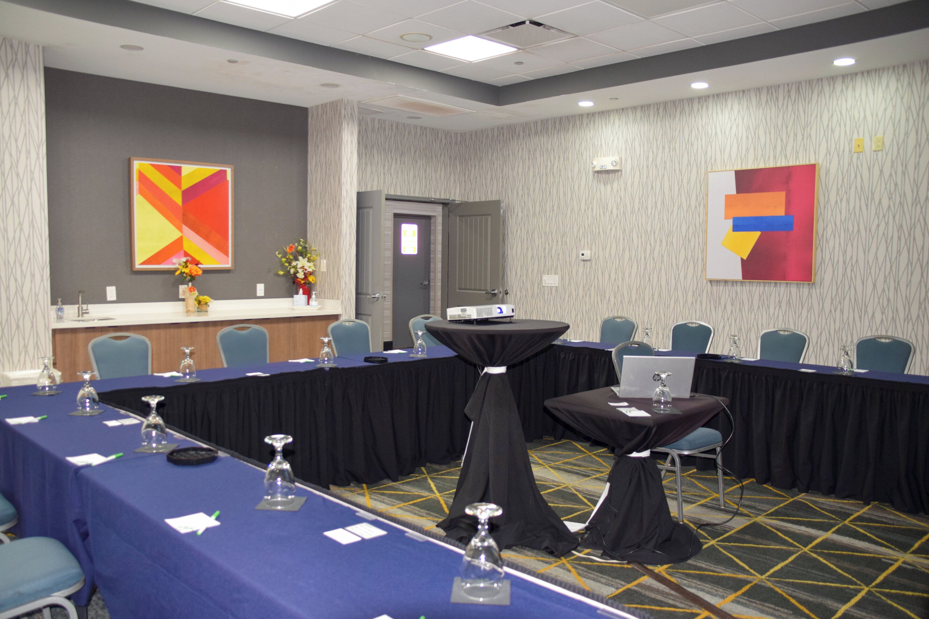 Foto - Holiday Inn & Suites Phoenix Airport by IHG