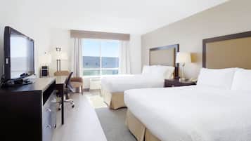 Bureau, espace de travail pour ordinateur portable, rideaux occultants