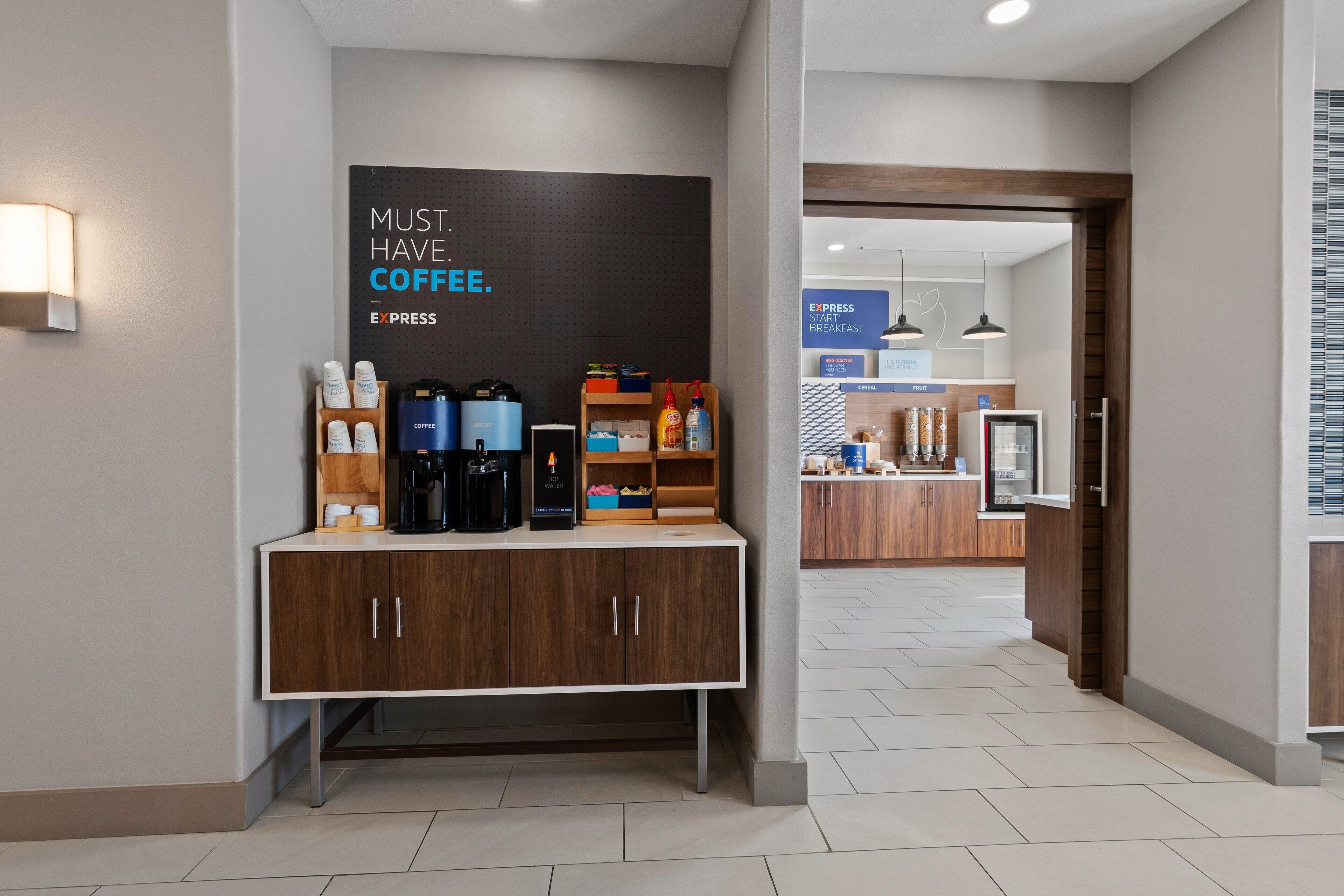 Desayuno completo incluido todos los días