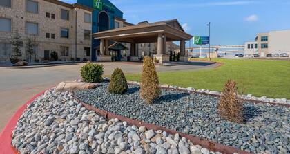 Holiday Inn Express & Suites Oklahoma City NW-Quail Springs by IHG
