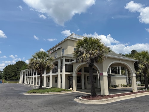 Peach Tree Inn