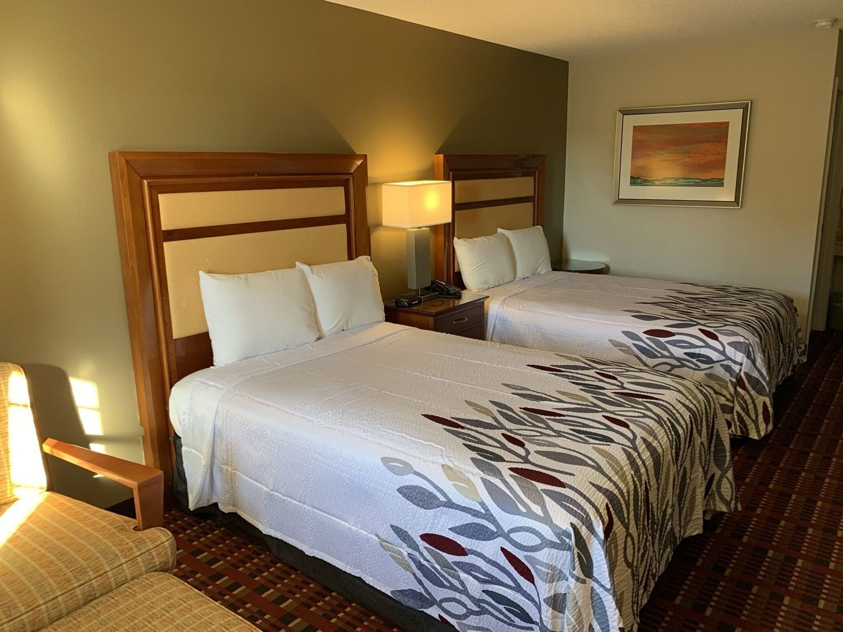 Desk, blackout drapes, iron/ironing board, free WiFi