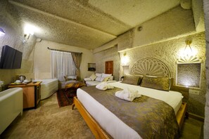 Superior Double Room | Egyptian cotton sheets, premium bedding, Select Comfort beds - Cave Hotel Saksagan (Nevsehir)