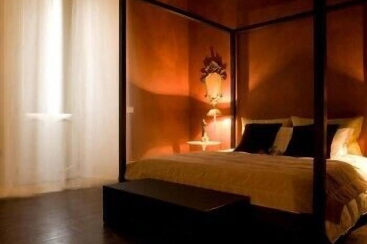 junior suite | minibar, in-room safe, soundproofing, iron/ironing board