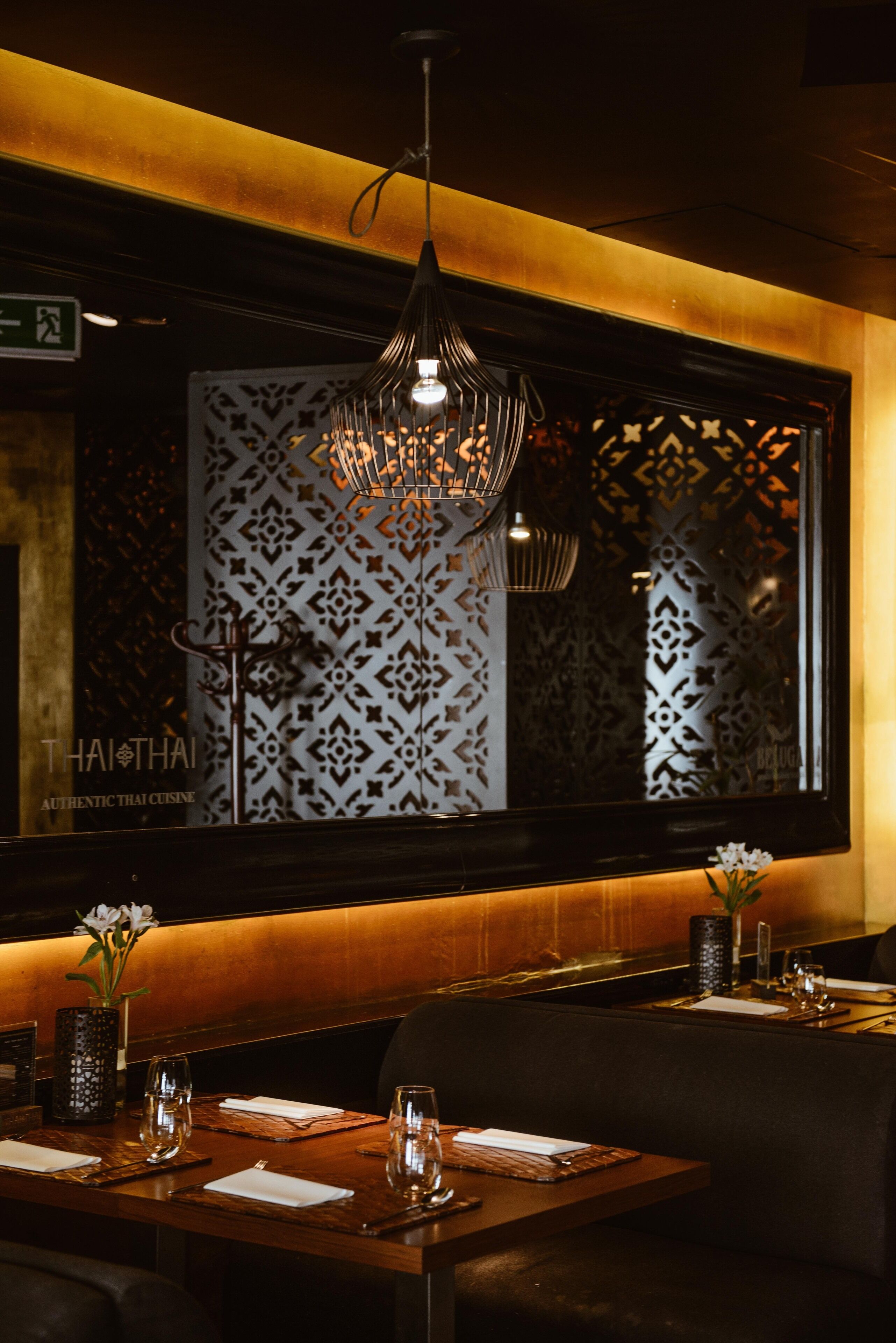 lunch and dinner served, thai cuisine