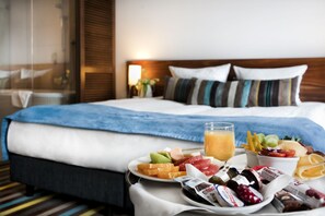Superior Room | Premium bedding, minibar, in-room safe, desk - Bayjonn Boutique Hotel (Sopot)