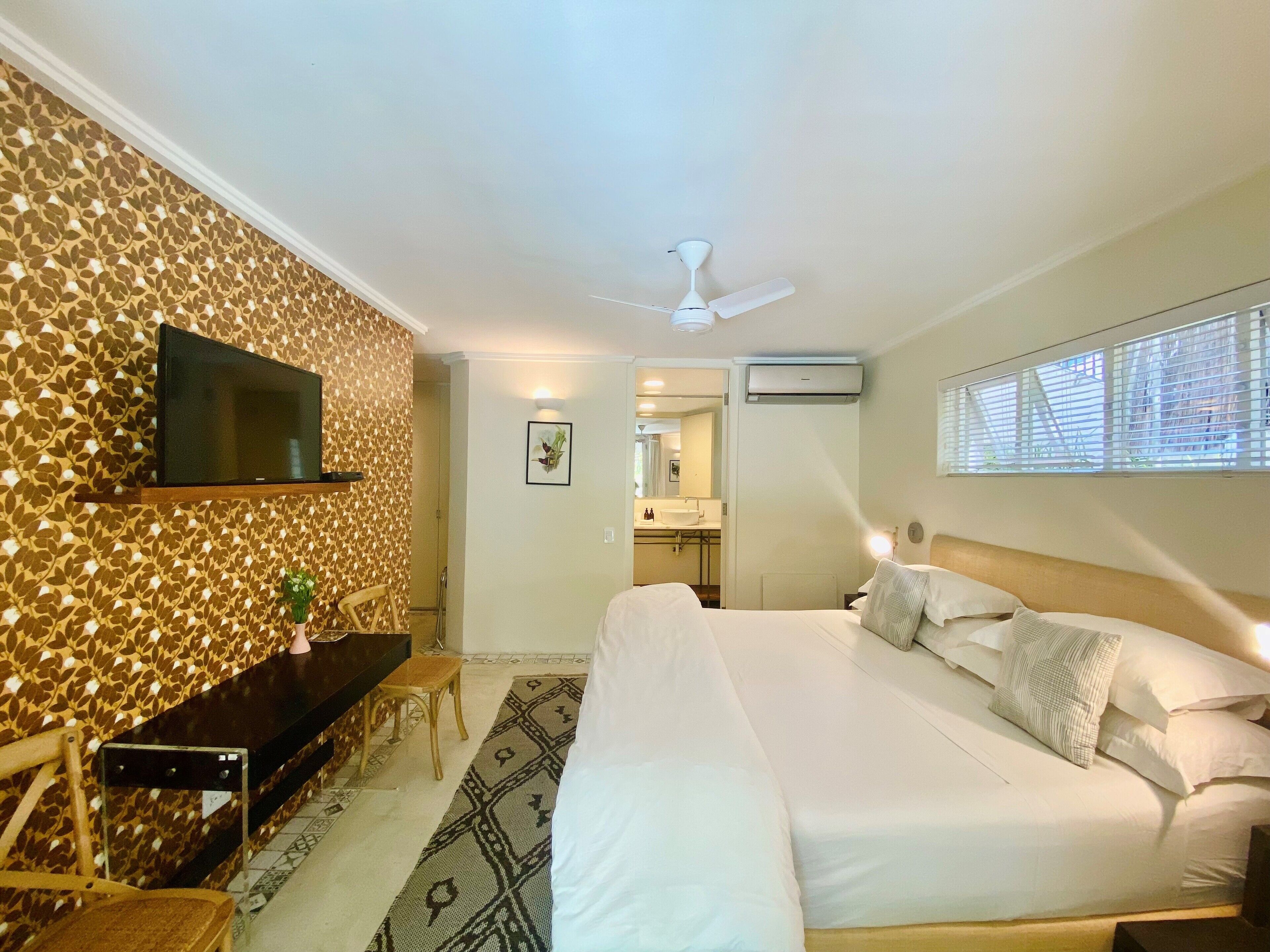 Photo - Cape Standard Guest House