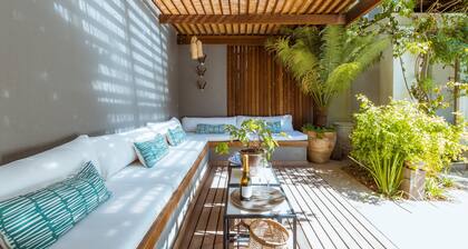 Cape Standard Guest House