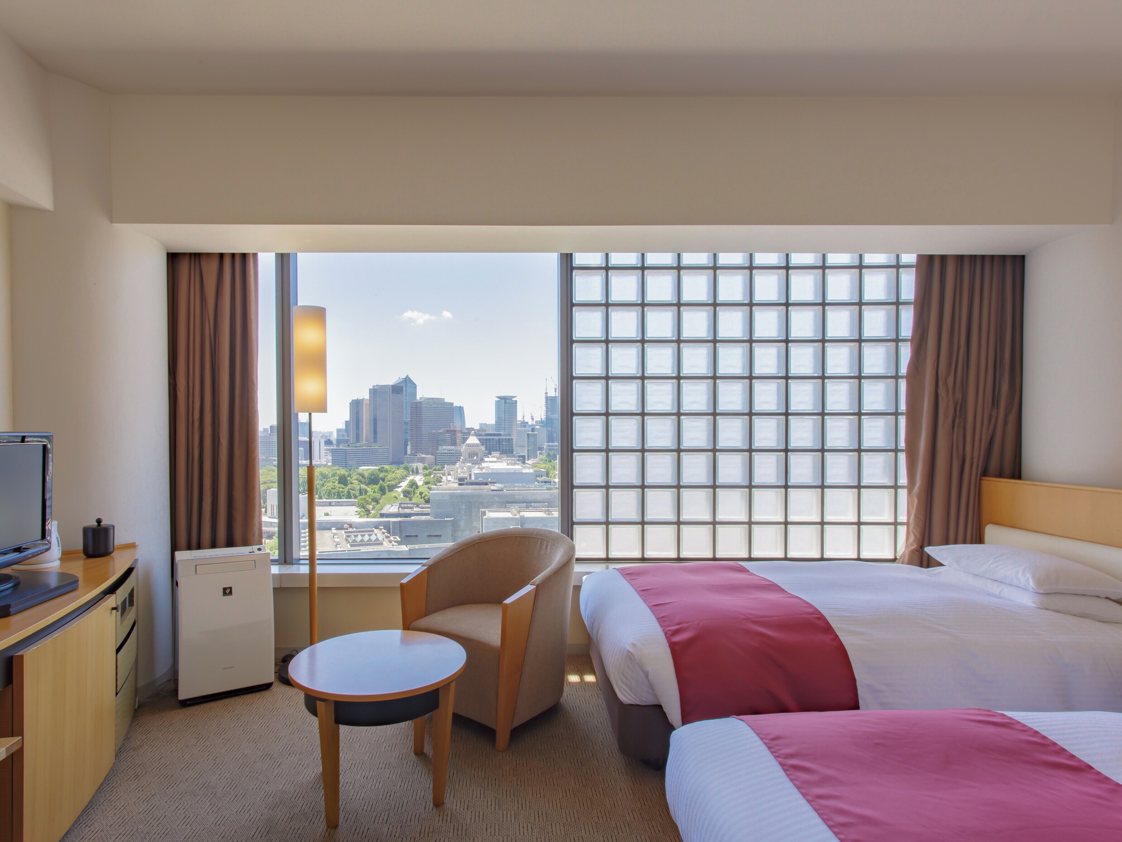 スタンダード ツインルーム 禁煙 (皇居側) | 羽毛の掛け布団、セーフティボックス (室内)、デスク、遮光カーテン