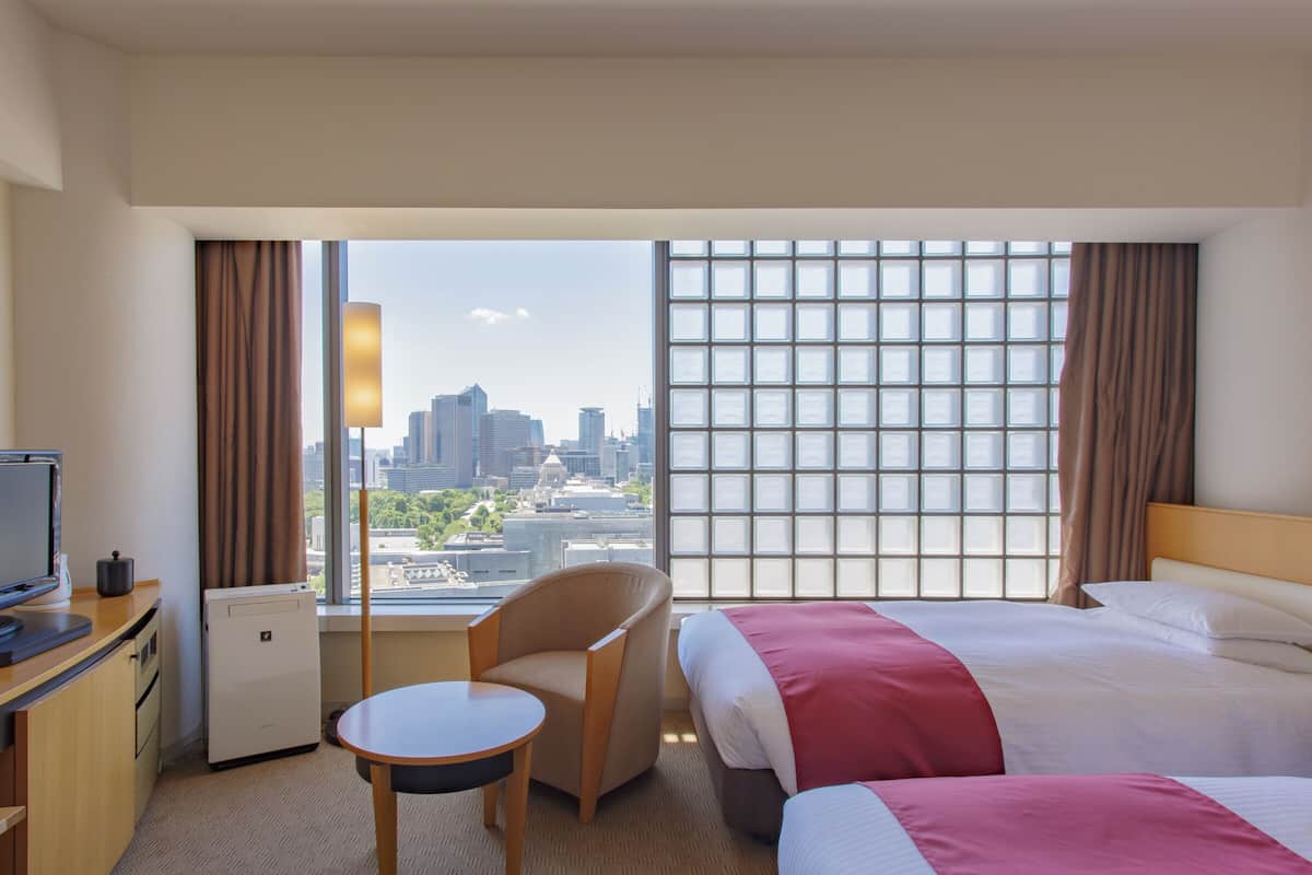 Quarto duplo standard, para não fumantes (Palace Side) | Edredons de pluma, cofres nos quartos, escrivaninha, cortinas blackout