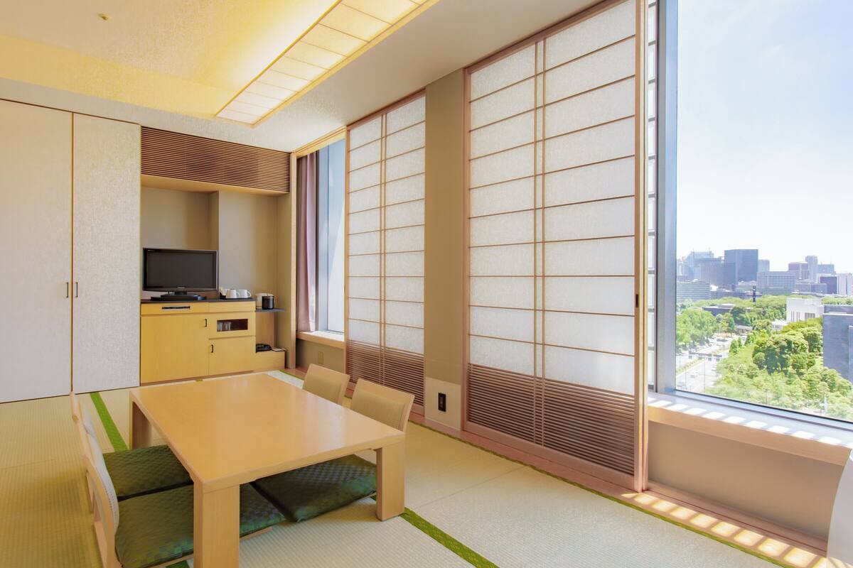 디럭스룸, 금연 (Japanese Style Room, Palace Side) | 오리/거위털 이불, 객실 내 금고, 책상, 암막 커튼