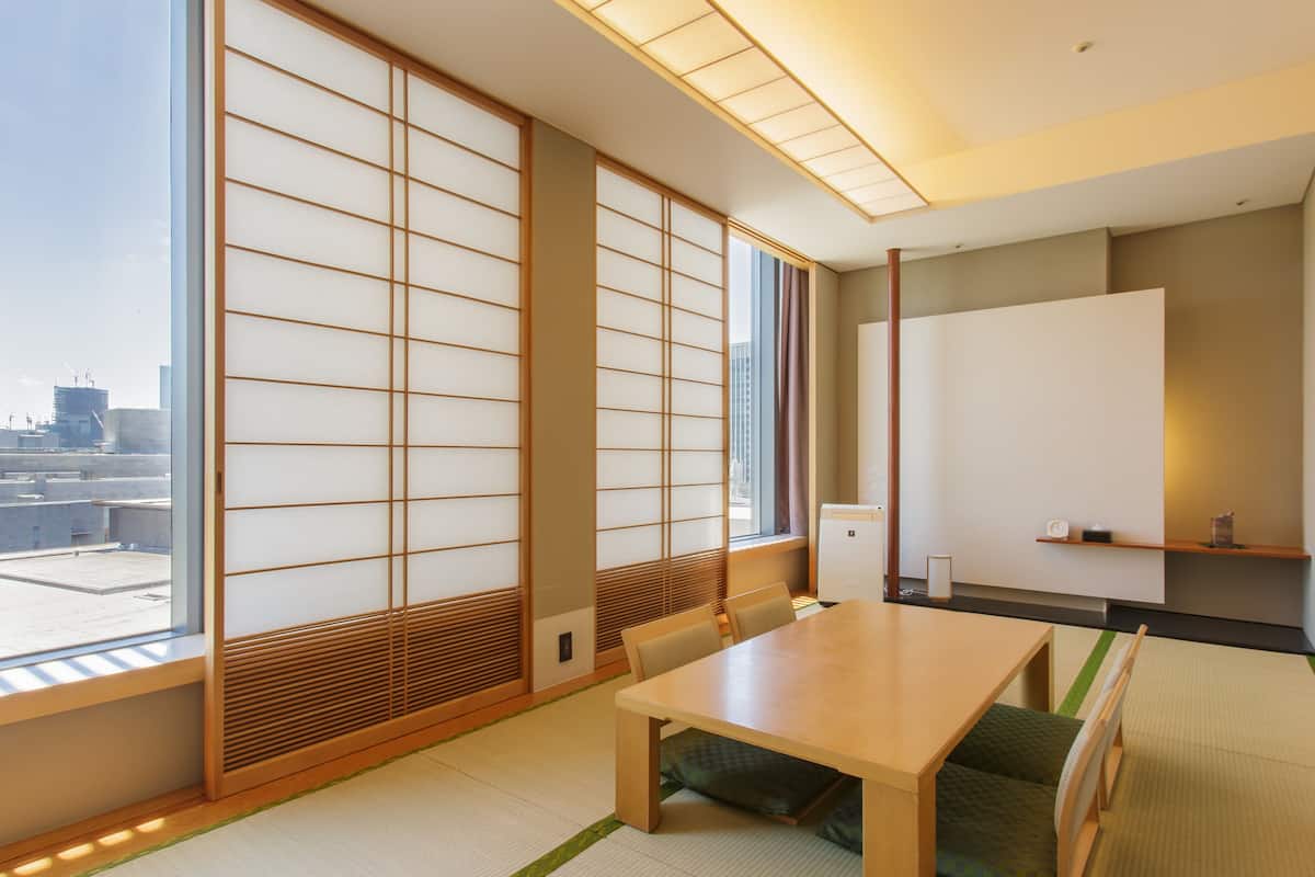Deluxe Japanese Style Room (Palace Side), Non Smoking | Down duvets, in-room safe, desk, blackout curtains