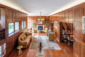 Reception - Cedar Gables Inn (Napa)