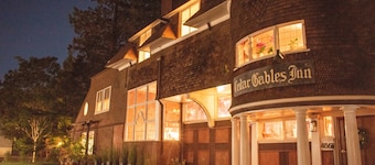 Cedar Gables Inn