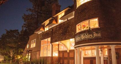 Cedar Gables Inn
