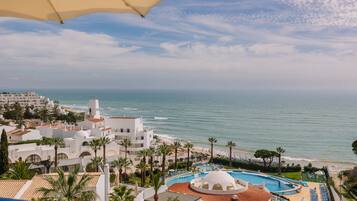 1 bedroom, blackout curtains, iron/ironing board, free WiFi