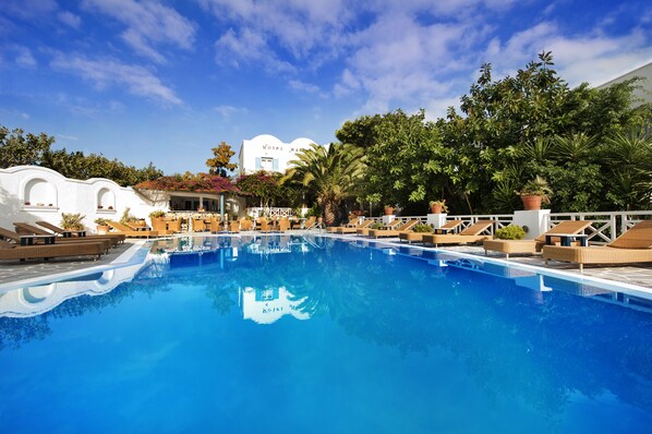 Outdoor pool, pool umbrellas, pool loungers