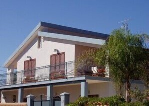 Exterior - Perla del Sole (Syracuse)