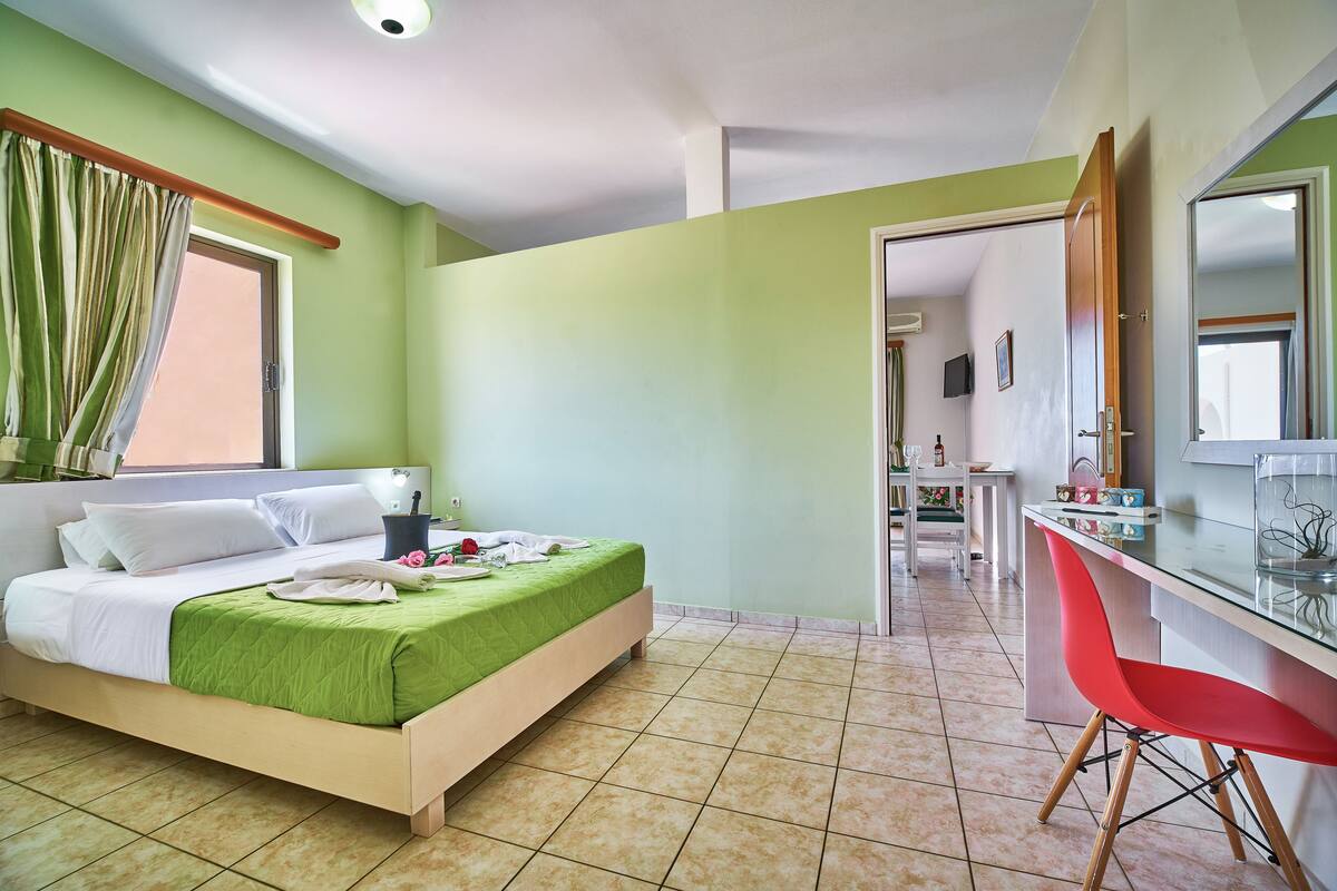 family apartment, 1 bedroom, beach view | 1 bedroom, in-room safe, desk, blackout curtains