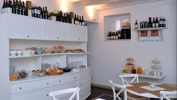 Esmorzar de cuina local gratuït