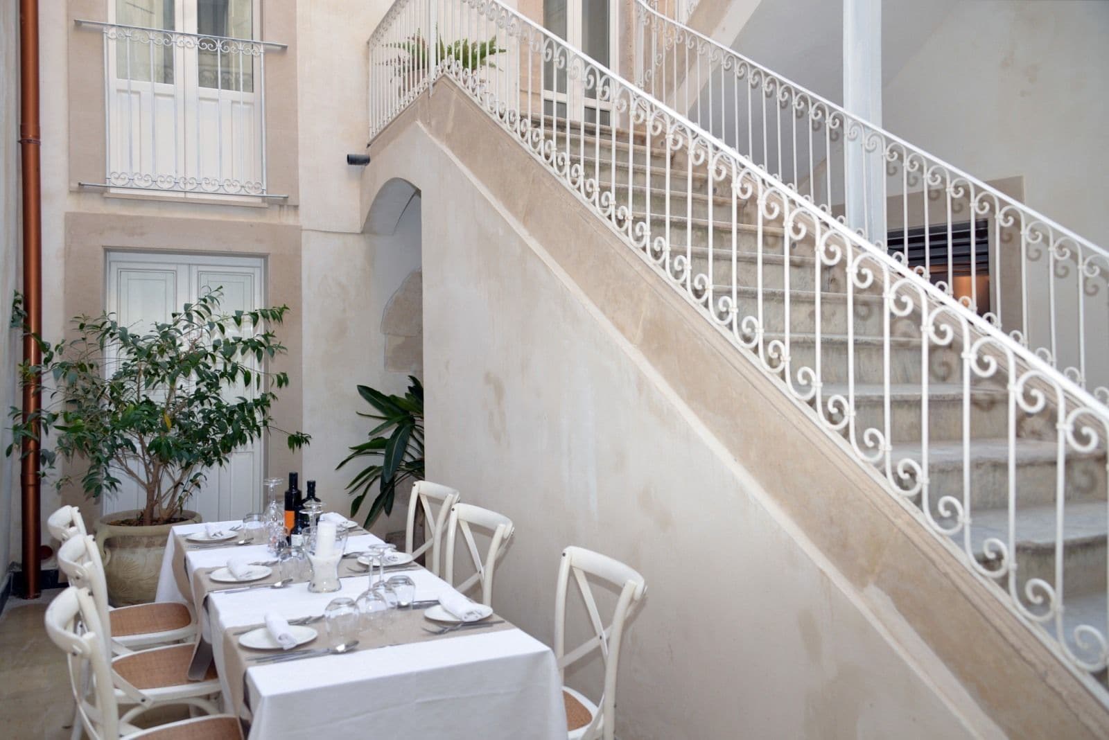 free local cuisine breakfast