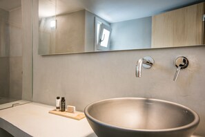 Bathroom sink - Argonauta (Paros)