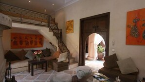 Unclassified image, 5 of 88, button - Riad Mazal (Marrakech)