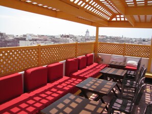 Breakfast, lunch and dinner served - Dar Liouba (Essaouira)