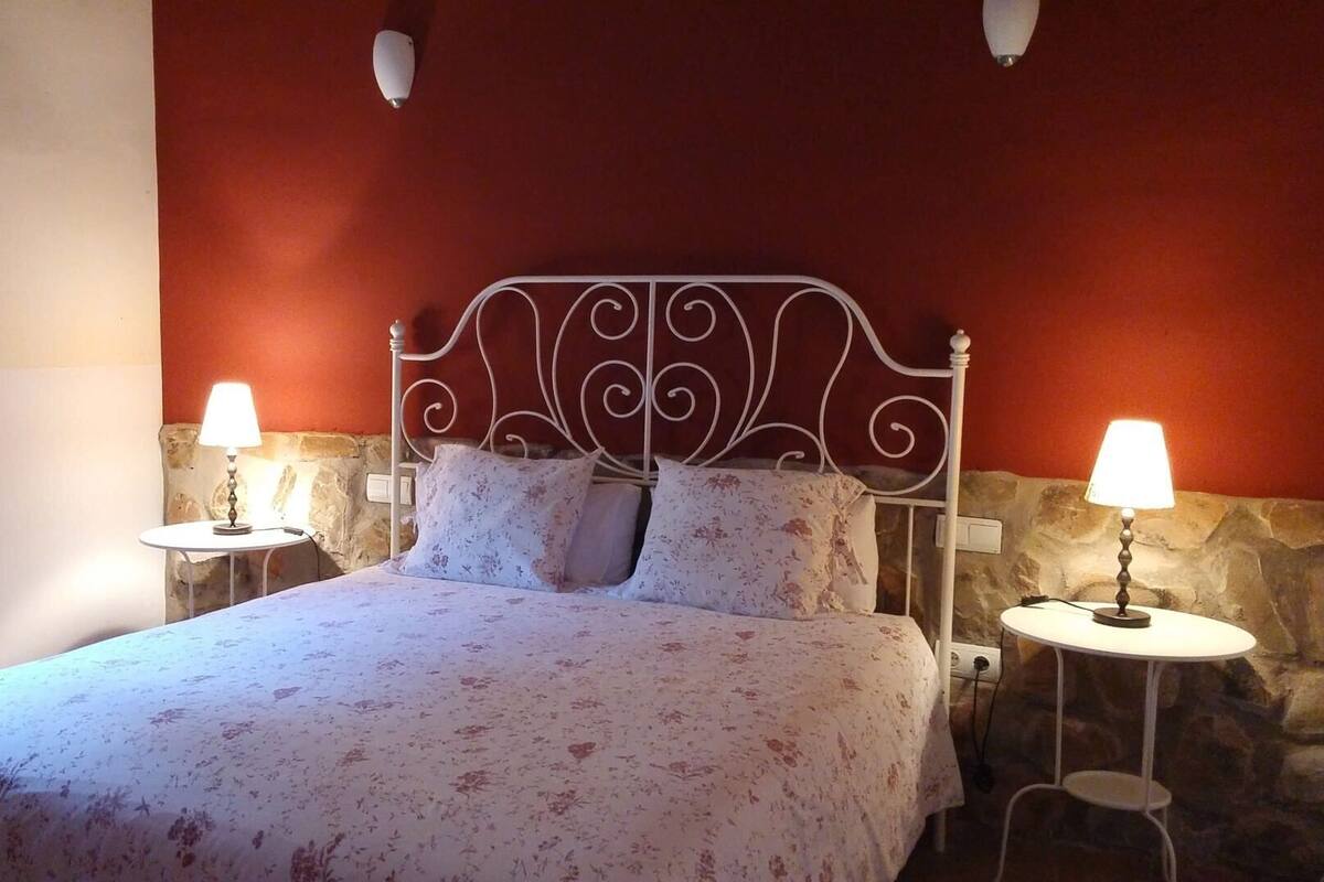 Premium bedding, down comforters, desk, soundproofing