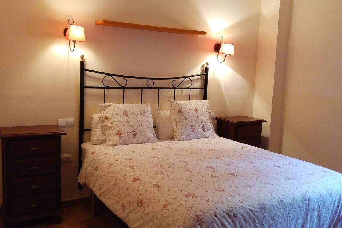 Premium bedding, down comforters, desk, soundproofing