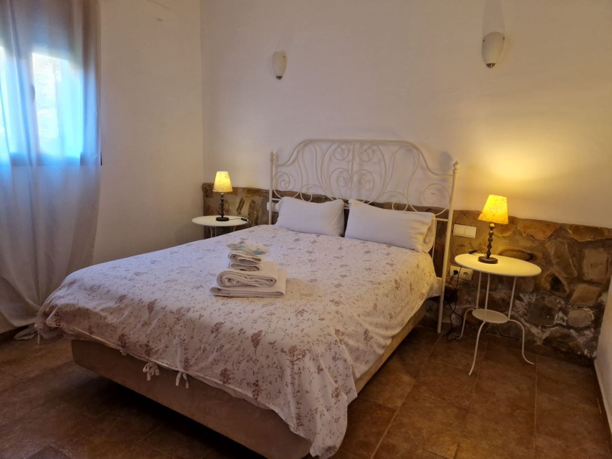 Premium bedding, down comforters, desk, soundproofing