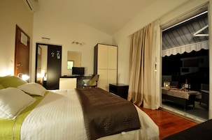 Standard Apartment, Balcony | 1 bedroom, premium bedding, pillowtop beds, in-room safe