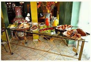 Daily continental breakfast for a fee