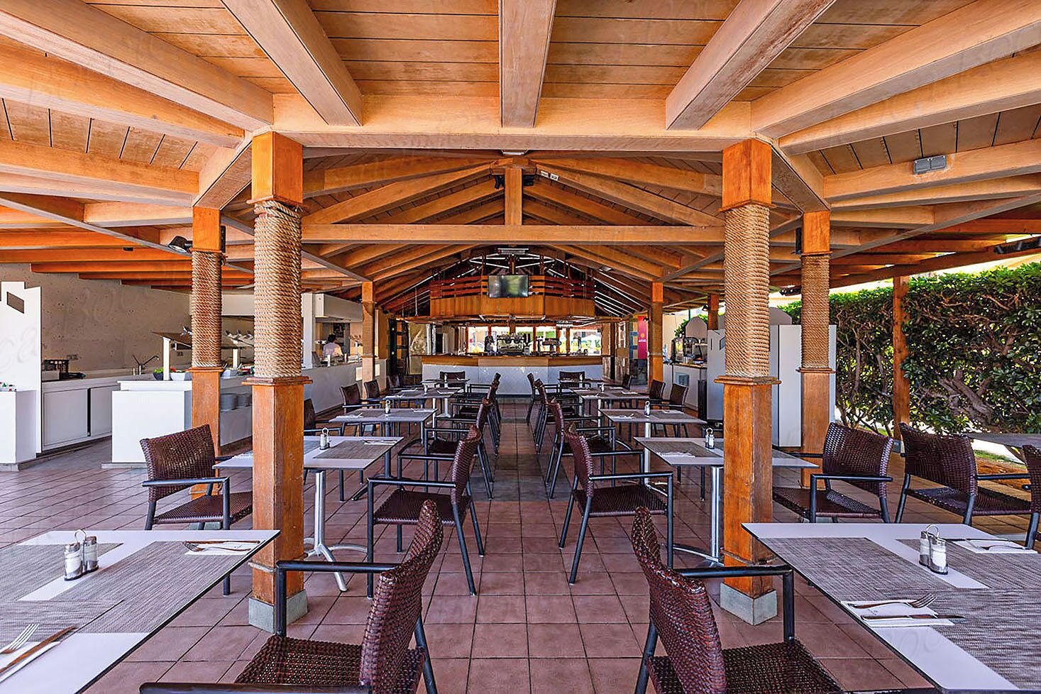 Se sirven desayunos, comidas y cenas 