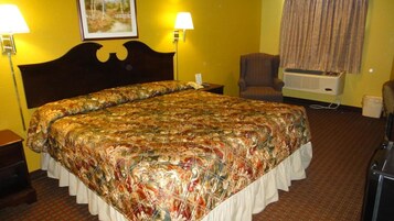 Iron/ironing board, free WiFi