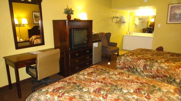 Iron/ironing board, free WiFi