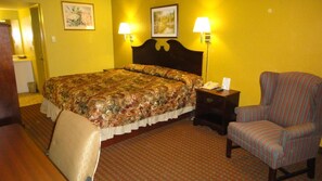 Room - Relax Inn St. Robert (St. Robert)