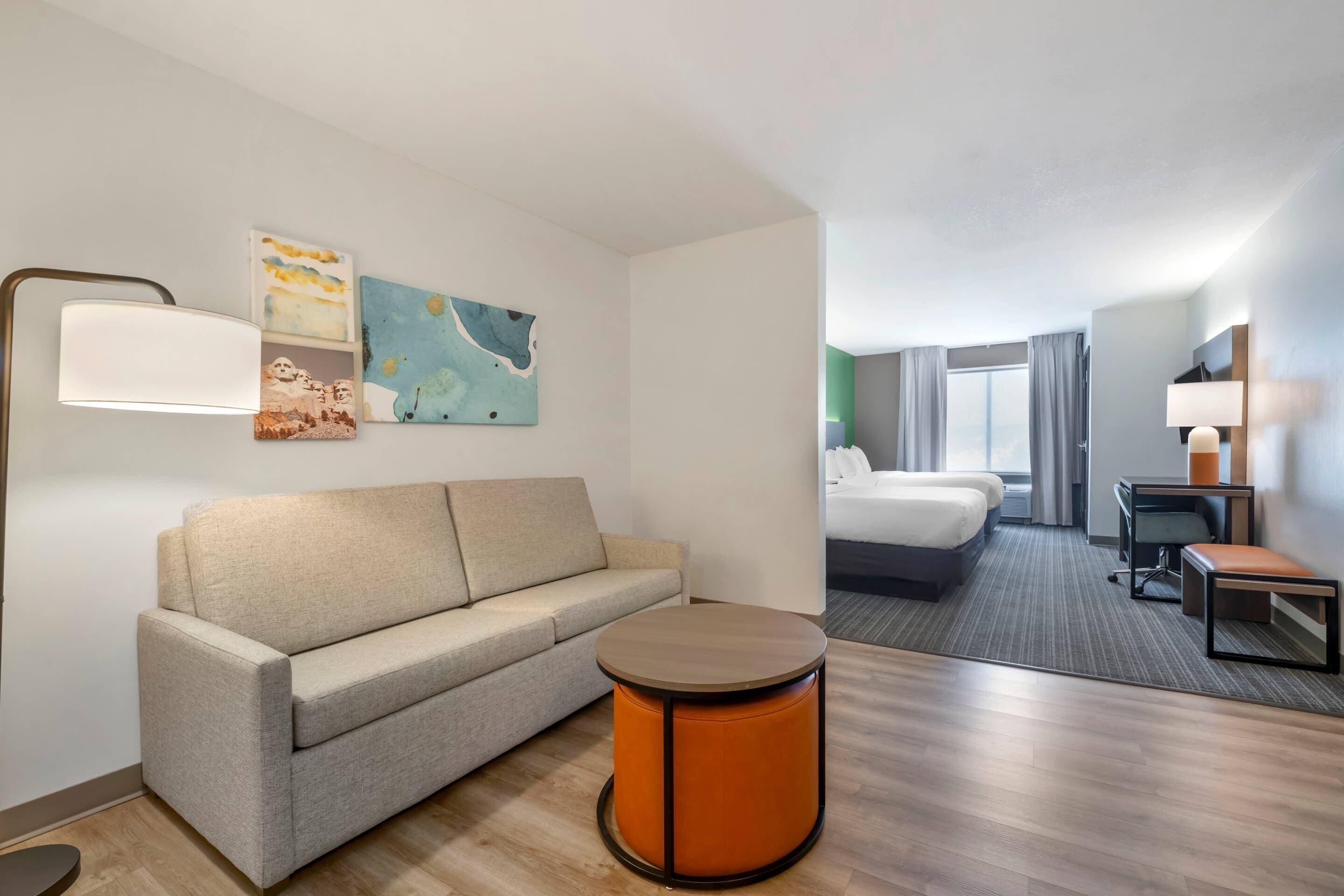 In-room safe, desk, free WiFi, bed sheets