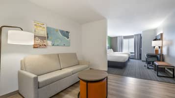 In-room safe, desk, free WiFi, bed sheets