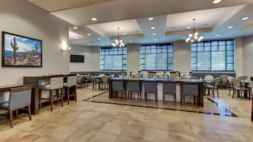 Colazione a buffet inclusa, servita tutte le mattine
