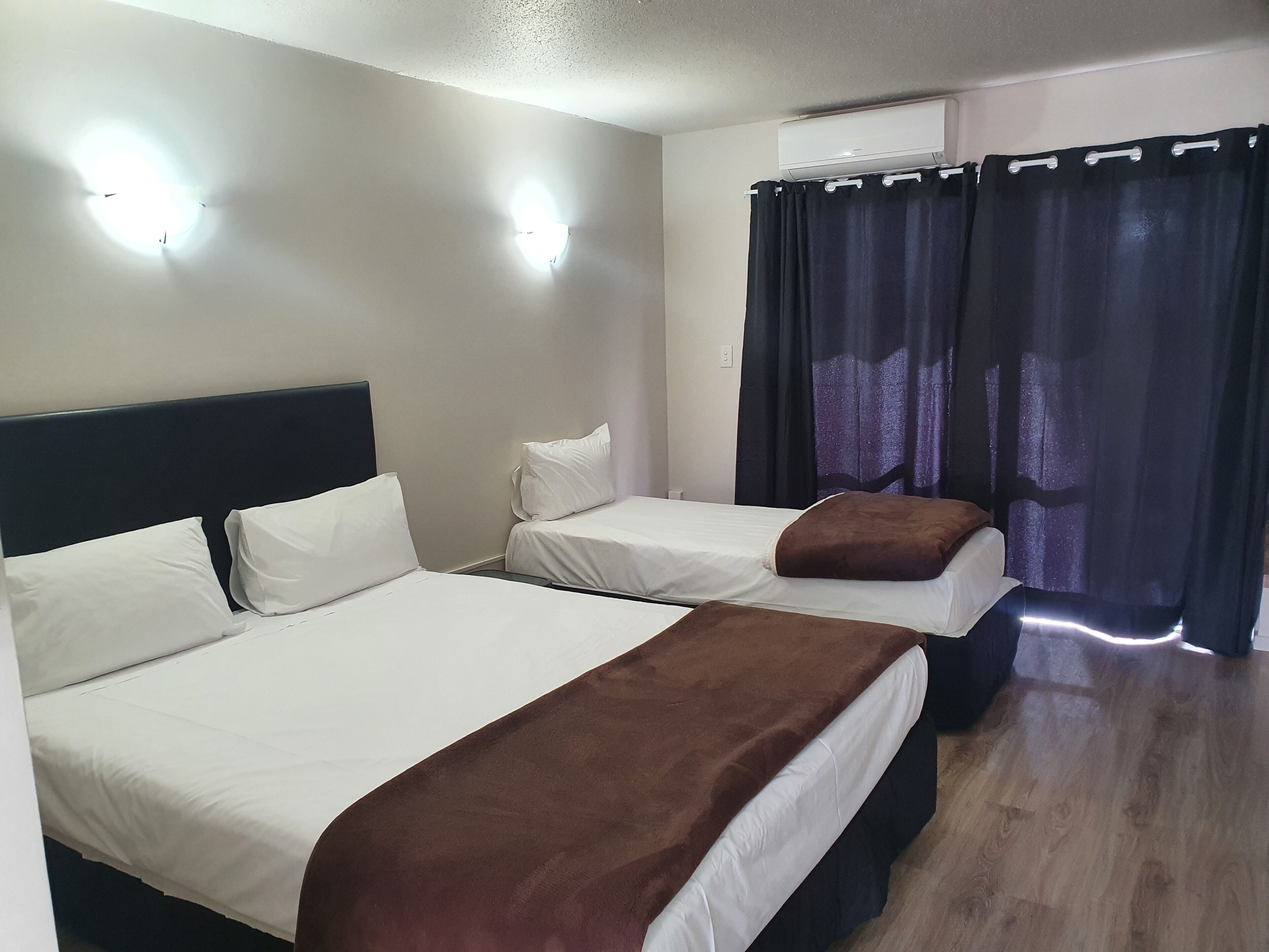 Photo - Ascot Epsom Motel