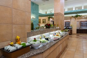 Free daily buffet breakfast - Hrizantema- All Inclusive Hotel (Sunny Beach)