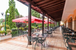 Terrace/patio - Hrizantema- All Inclusive Hotel (Sunny Beach)