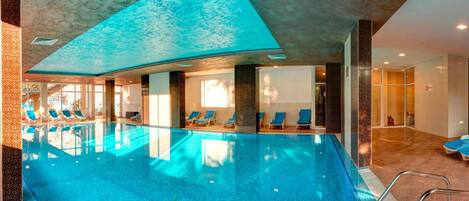 Indoor pool, outdoor pool