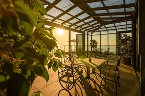 Terrace/patio - Azalia Hotel Balneo & SPA (Varna)