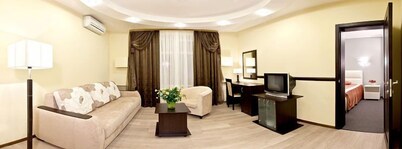 Kozatskiy Hotel