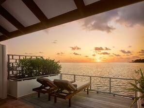 Executive suite, 1 tweepersoonsbed (Sunset Water Villa) | Terras