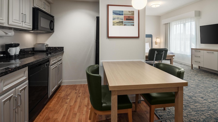 Homewood Suites by Hilton Minneapolis/St. Paul-New Brighton