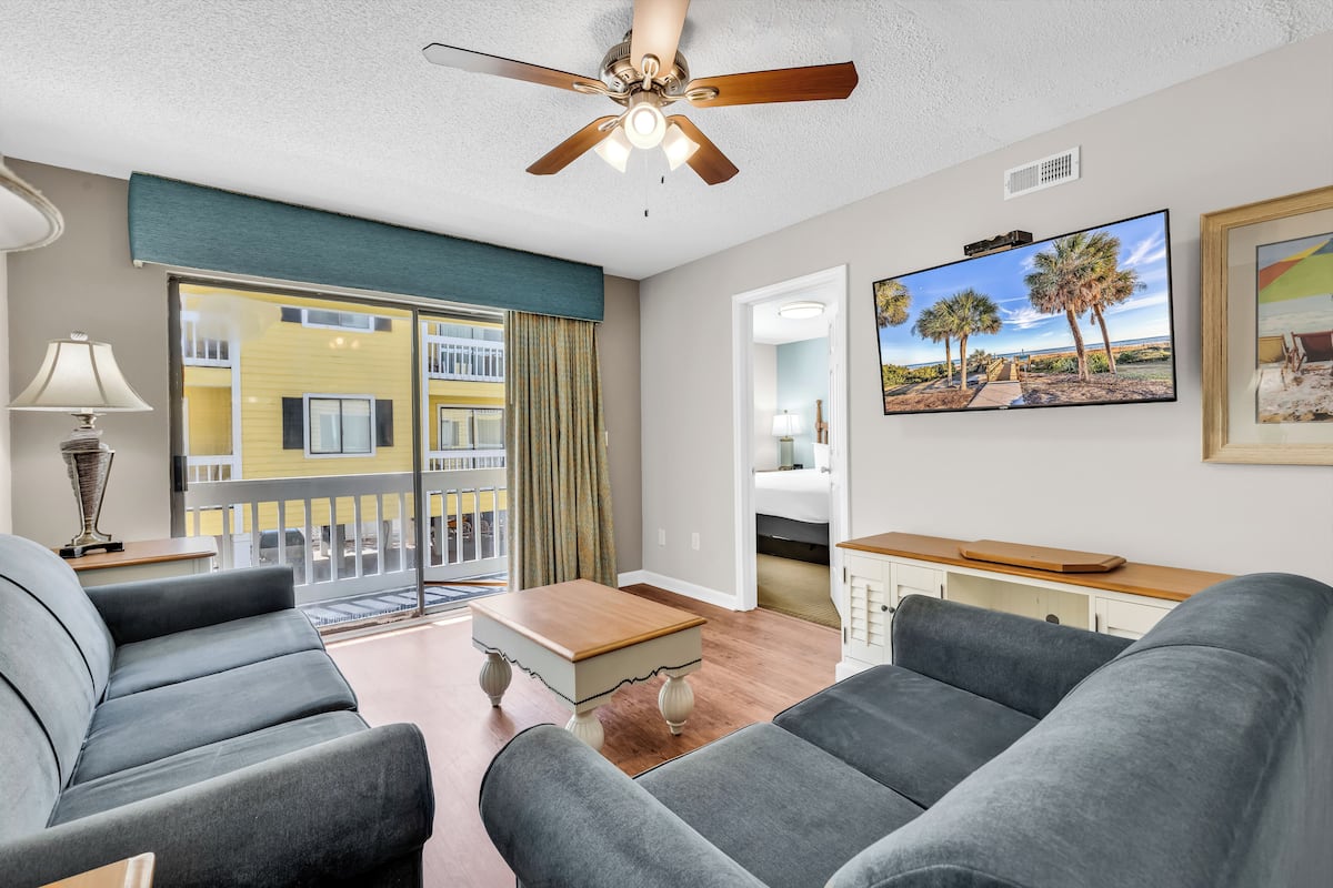 Condo, 3 Bedrooms | Living area | Flat-screen TV, DVD player